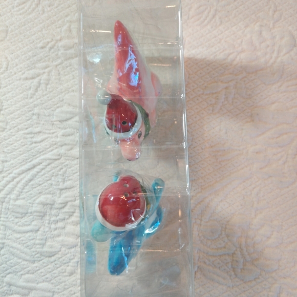 Sleigh Bell Bistro Very Merry Dinosaur Salt And Pepper Shakers New 2014 - Picture 2 of 6
